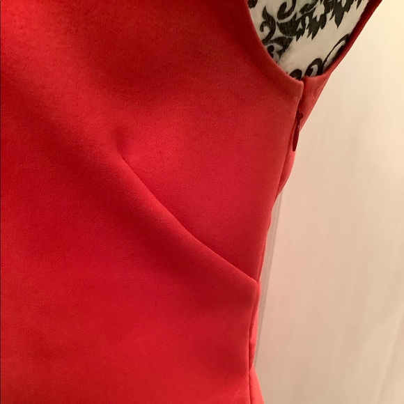 Stunning Coral JCrew Scalloped Dress, Size 10 - Picture 4 of 8